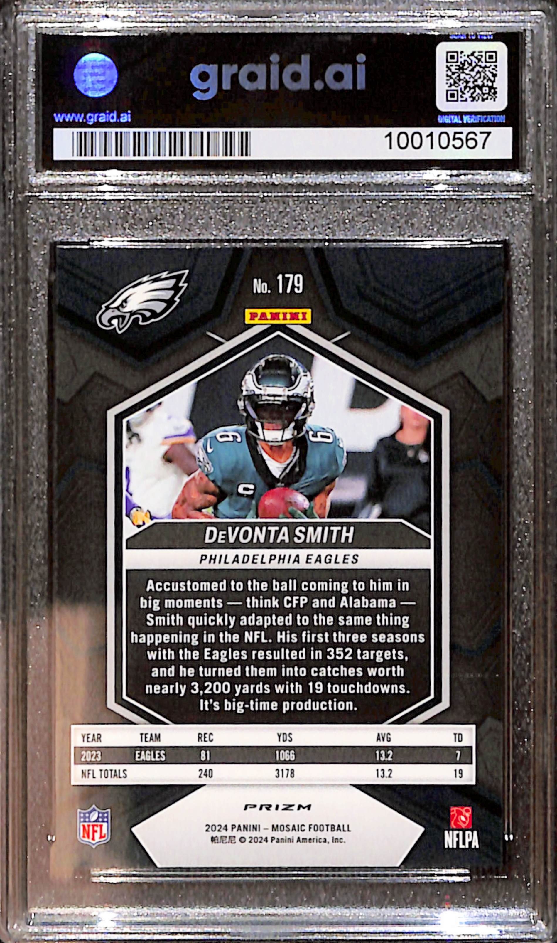 DeVonta Smith back